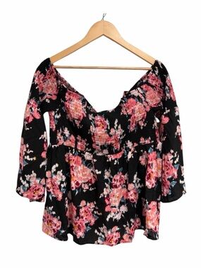 torrid Women’s Challis Smocked Cold Shoulder Top Blouse Floral NWT